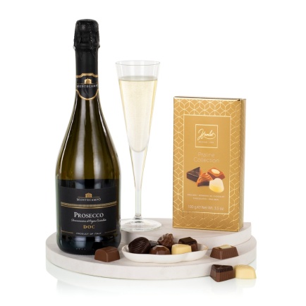 Prosecco and Chocolates - Costumes review and price