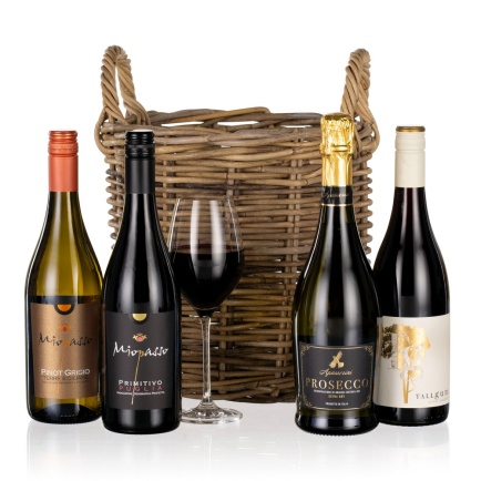 Four Wines in Wicker - Costumes review and price